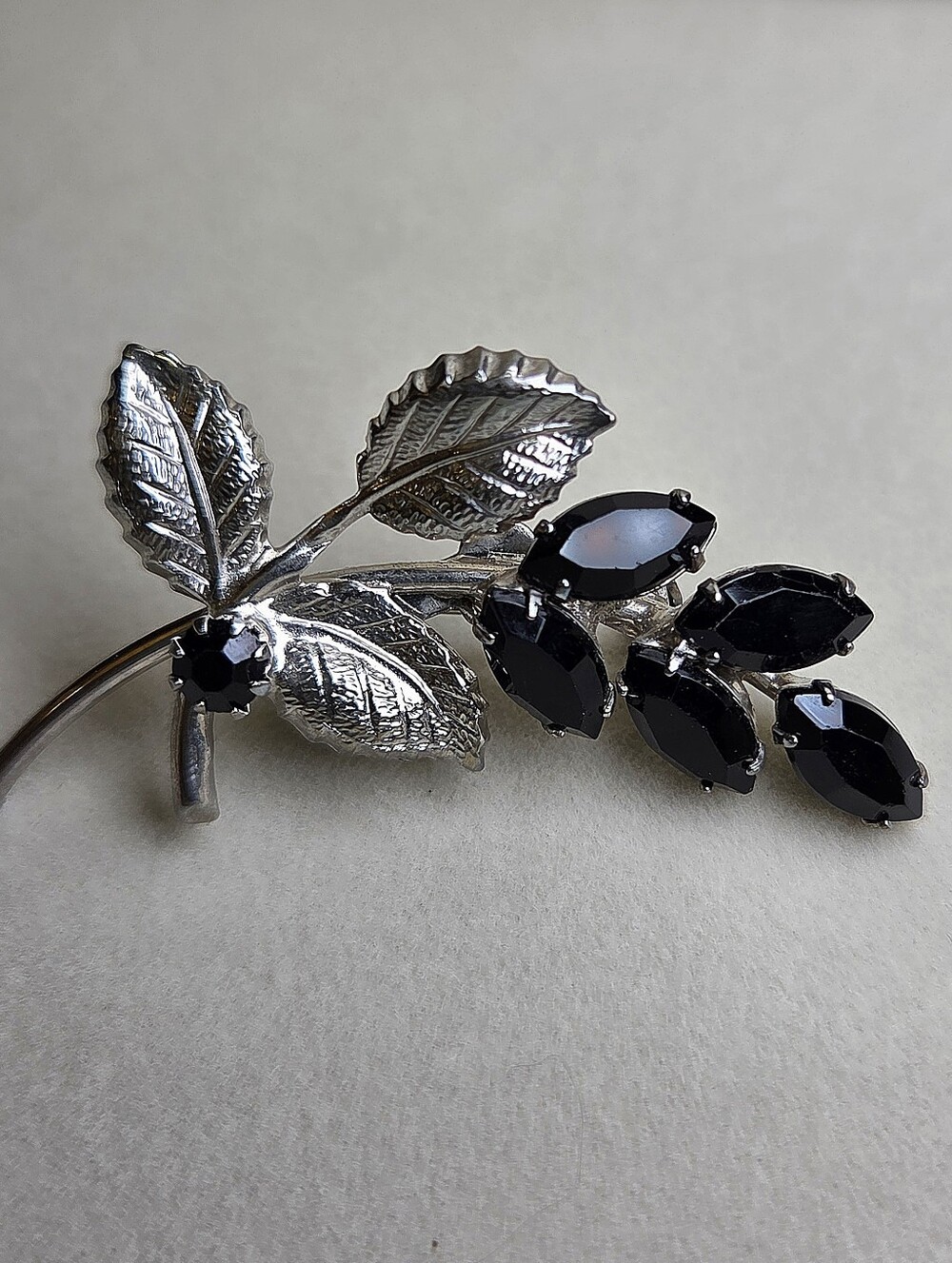 Vintage Silver Leaf Black Stones Brooch